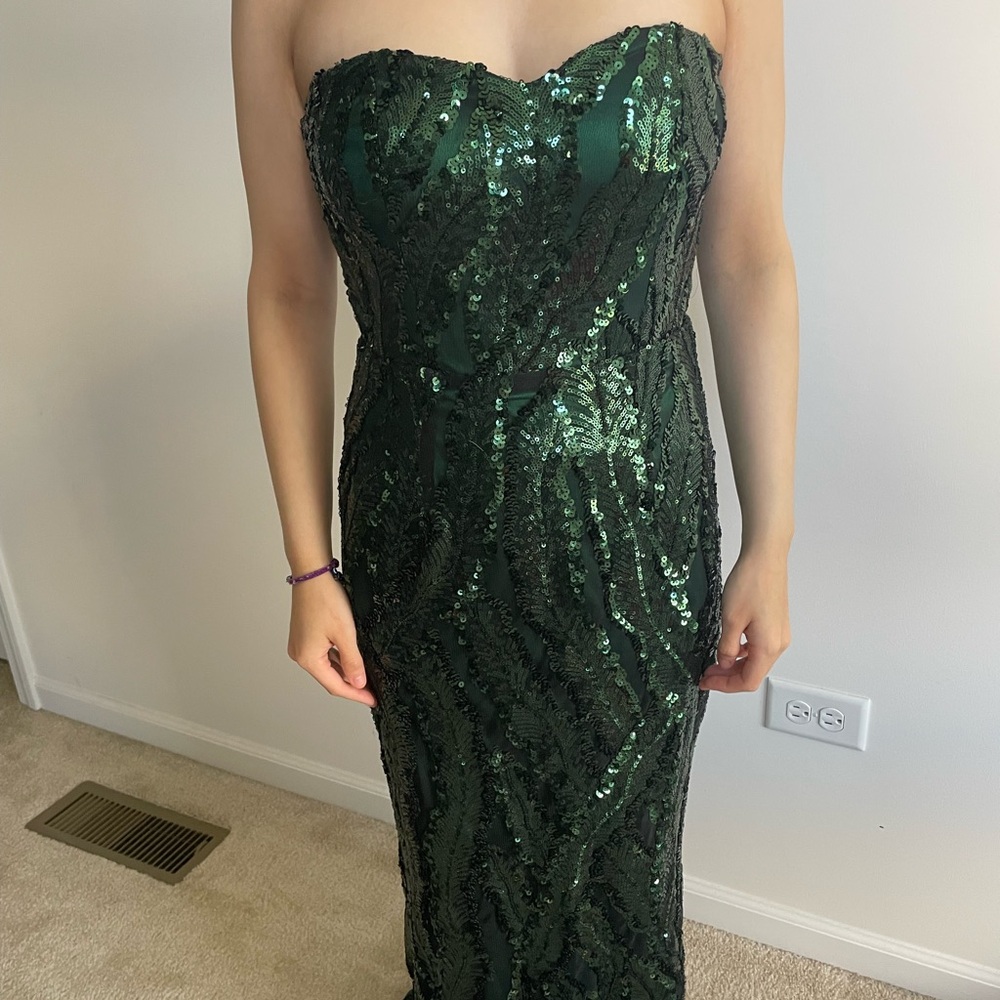 Fashion Nova Emerald Green Sequin Prom Gown